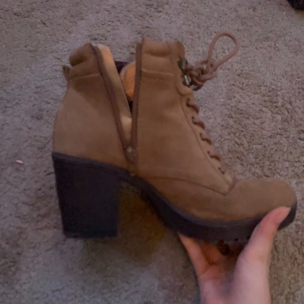 brown boots
